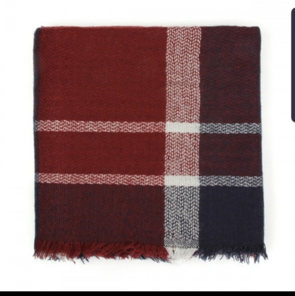 Oversized Blanket Scarf (Z, D) - Picture 3 of 3